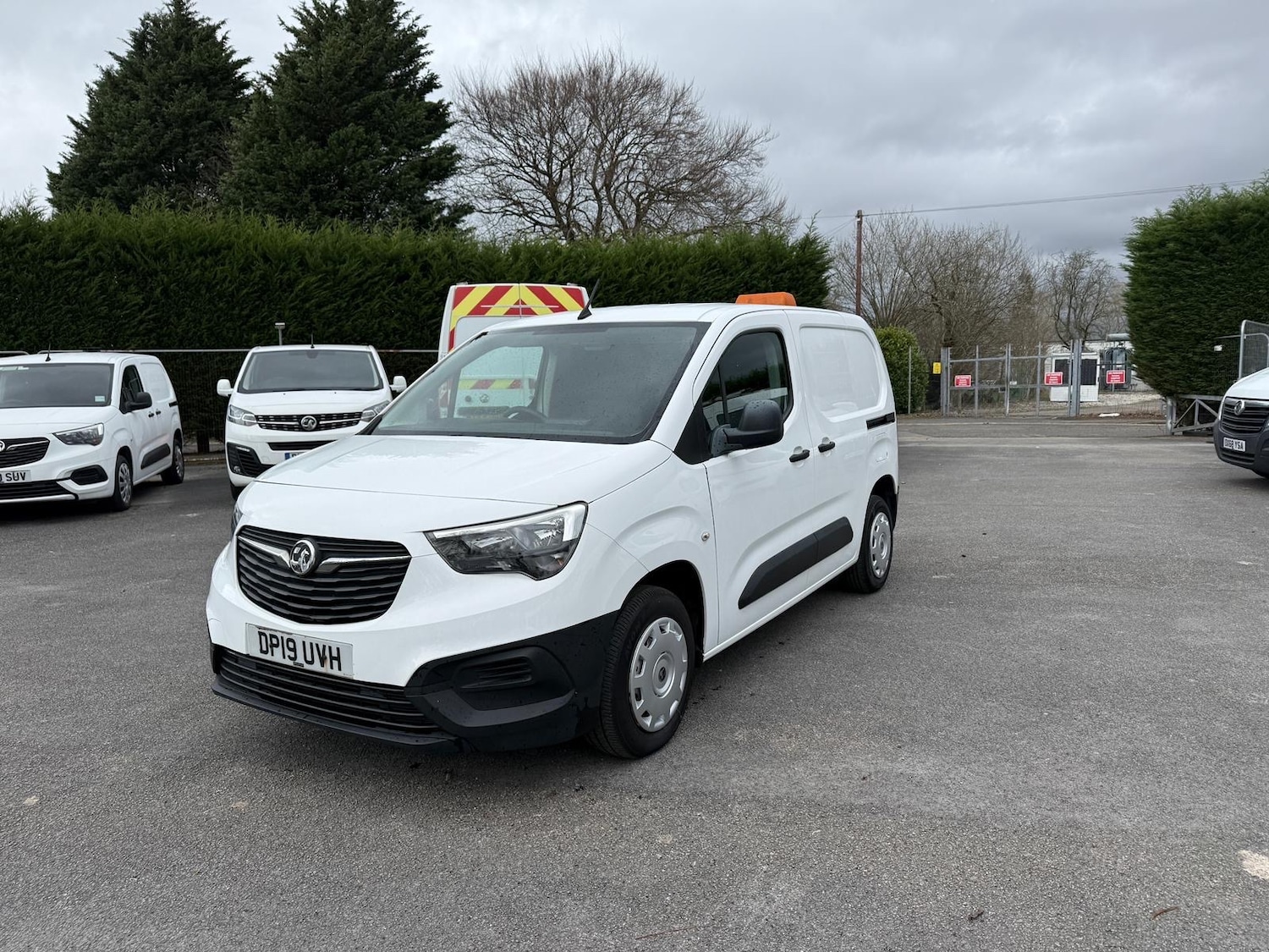 Used Vauxhall Combo 2019 for sale - 77848144: Photo 2