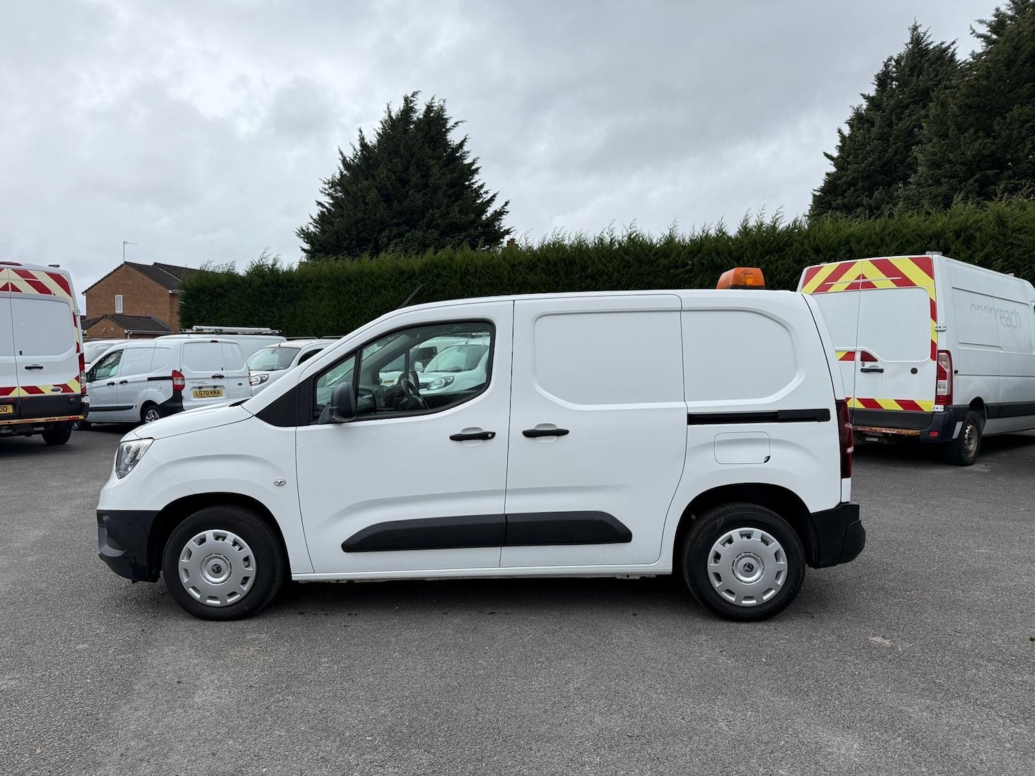 Used Vauxhall Combo 2019 for sale - 77848144: Photo 3