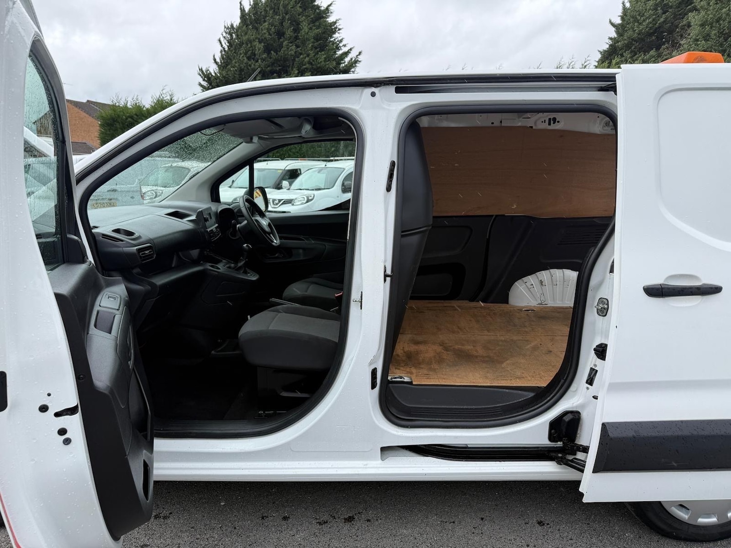 Used Vauxhall Combo 2019 for sale - 77848144: Photo 4