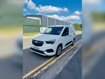 Used Vauxhall Combo 2020 for sale - 76109919: Photo 2