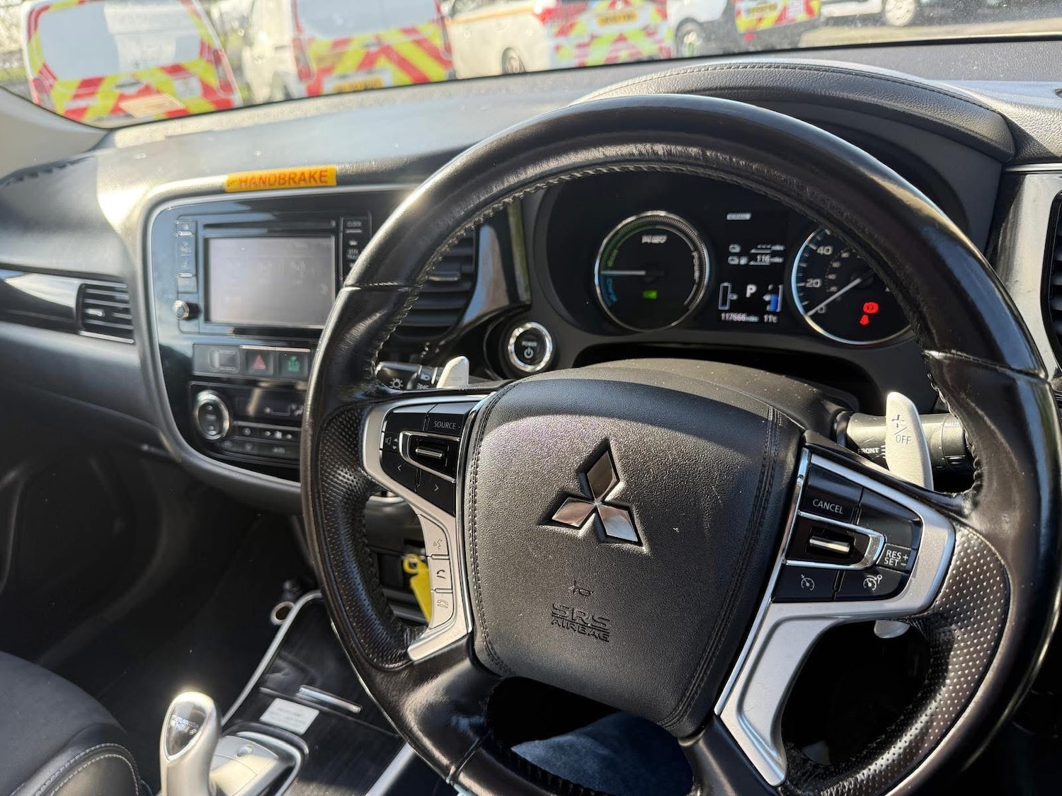 Used Mitsubishi Outlander 2018 for sale - 77654135: Photo 17