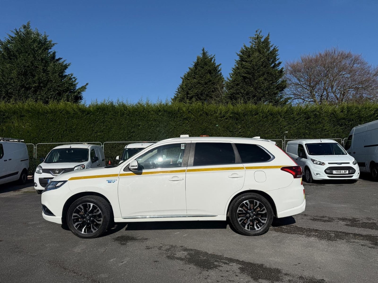 Used Mitsubishi Outlander 2018 for sale - 77654135: Photo 3