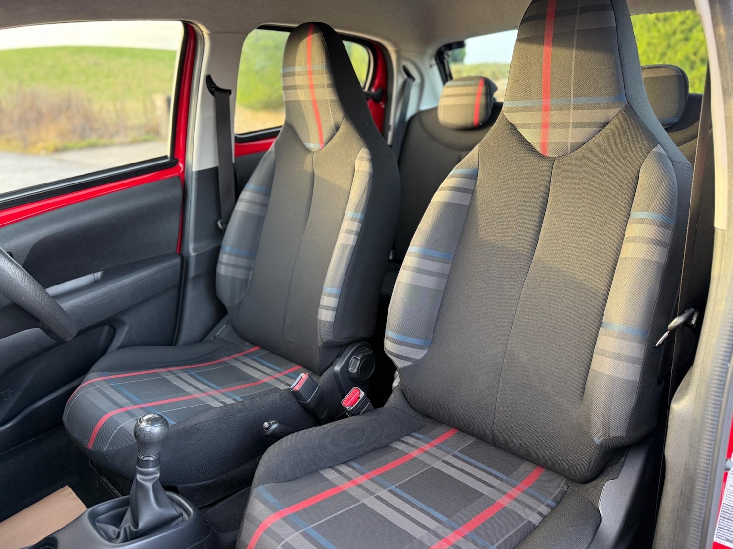 Used Peugeot 108 2014 for sale - 76783169: Photo 15