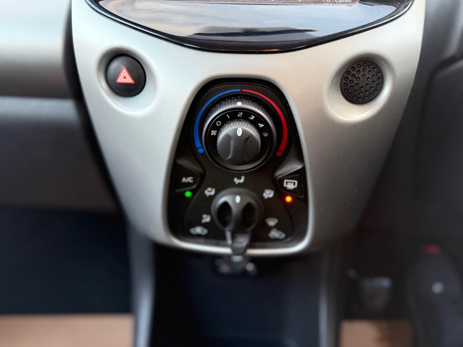 Used Peugeot 108 2014 for sale - 76783169: Photo 21