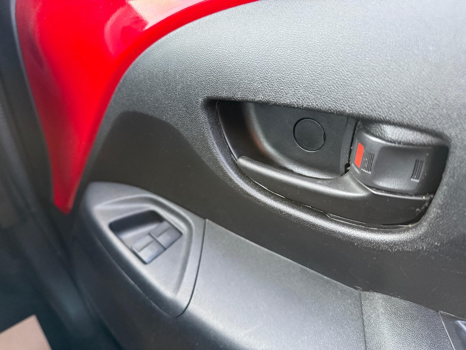 Used Peugeot 108 2014 for sale - 76783169: Photo 27