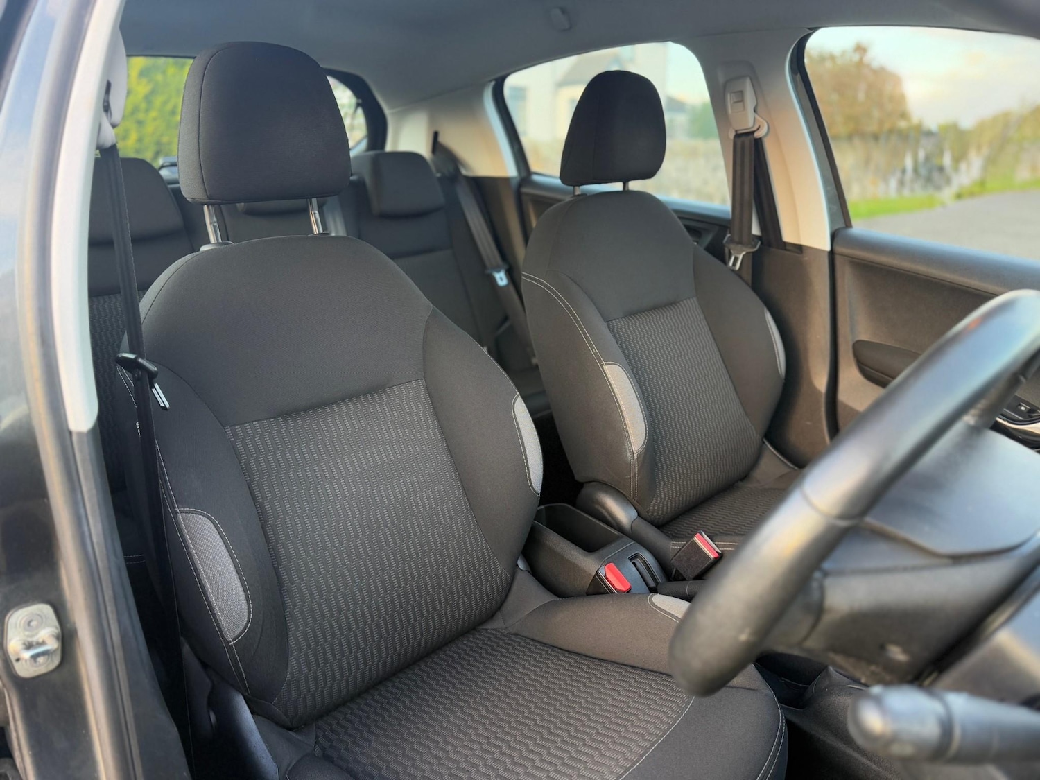 Used Peugeot 208 2015 for sale - 76180049: Photo 14