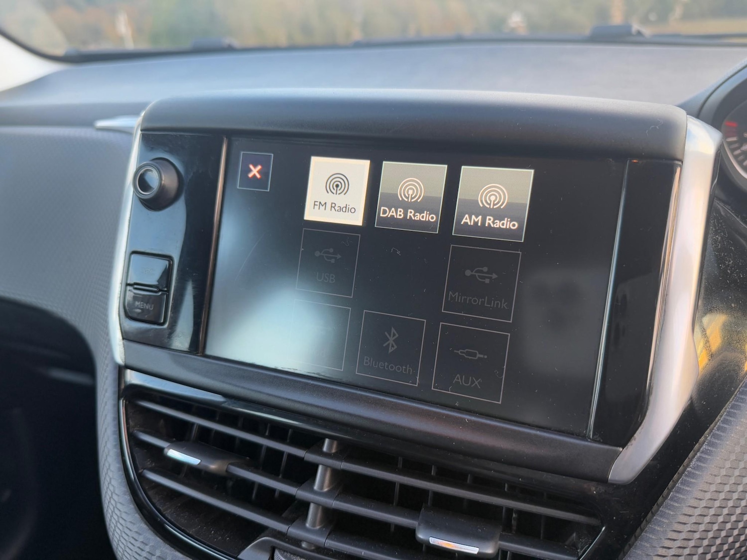 Used Peugeot 208 2015 for sale - 76180049: Photo 25