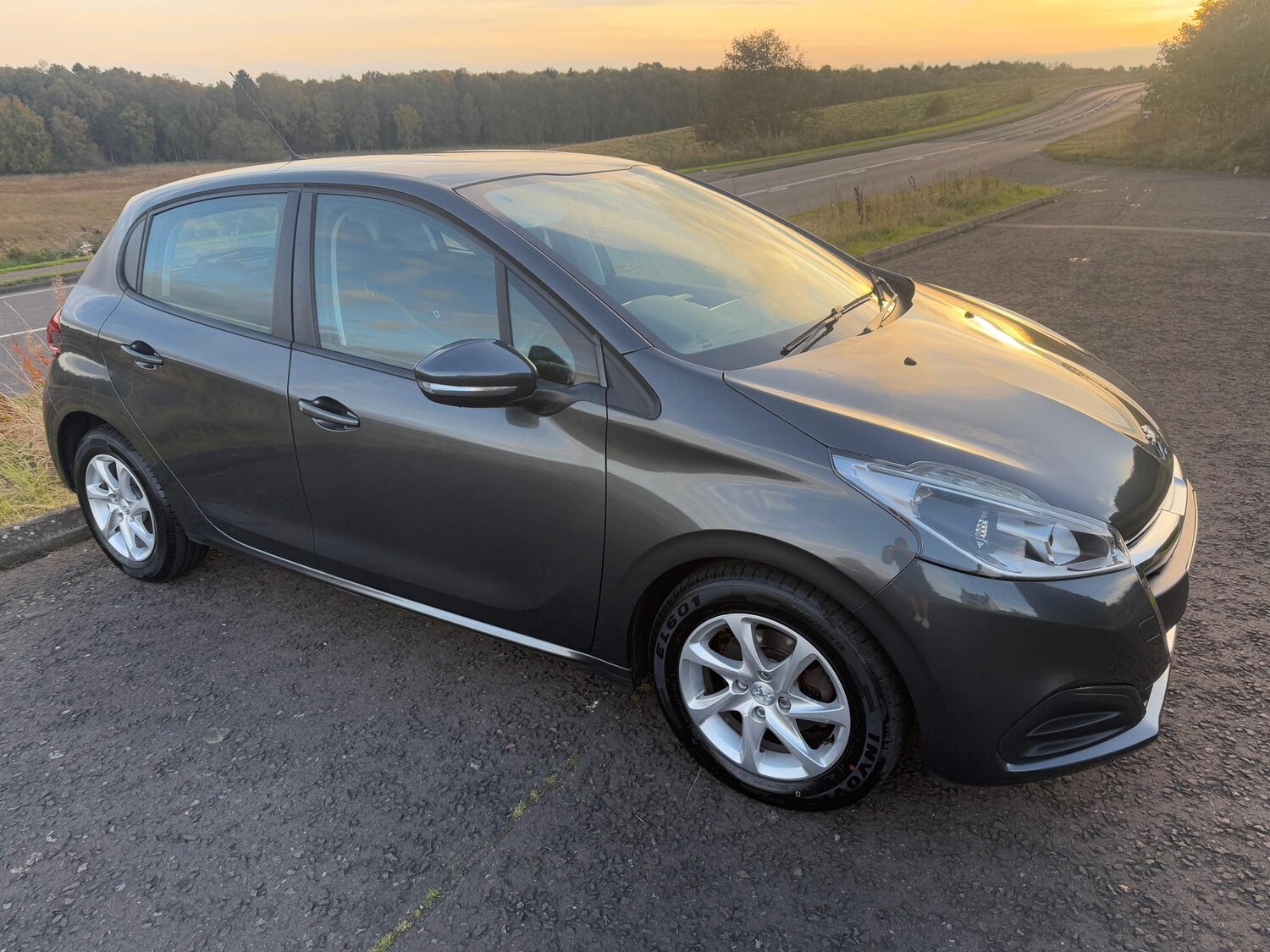 Used Peugeot 208 2015 for sale - 76180049: Photo 28