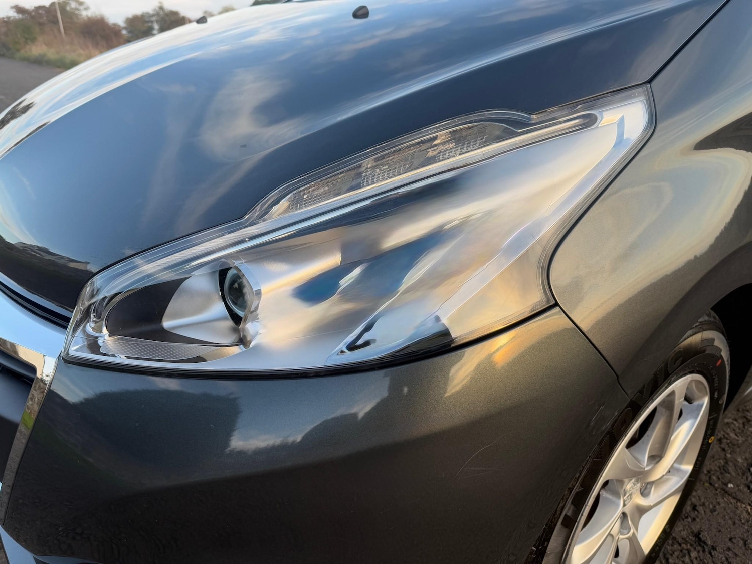 Used Peugeot 208 2015 for sale - 76180049: Photo 32