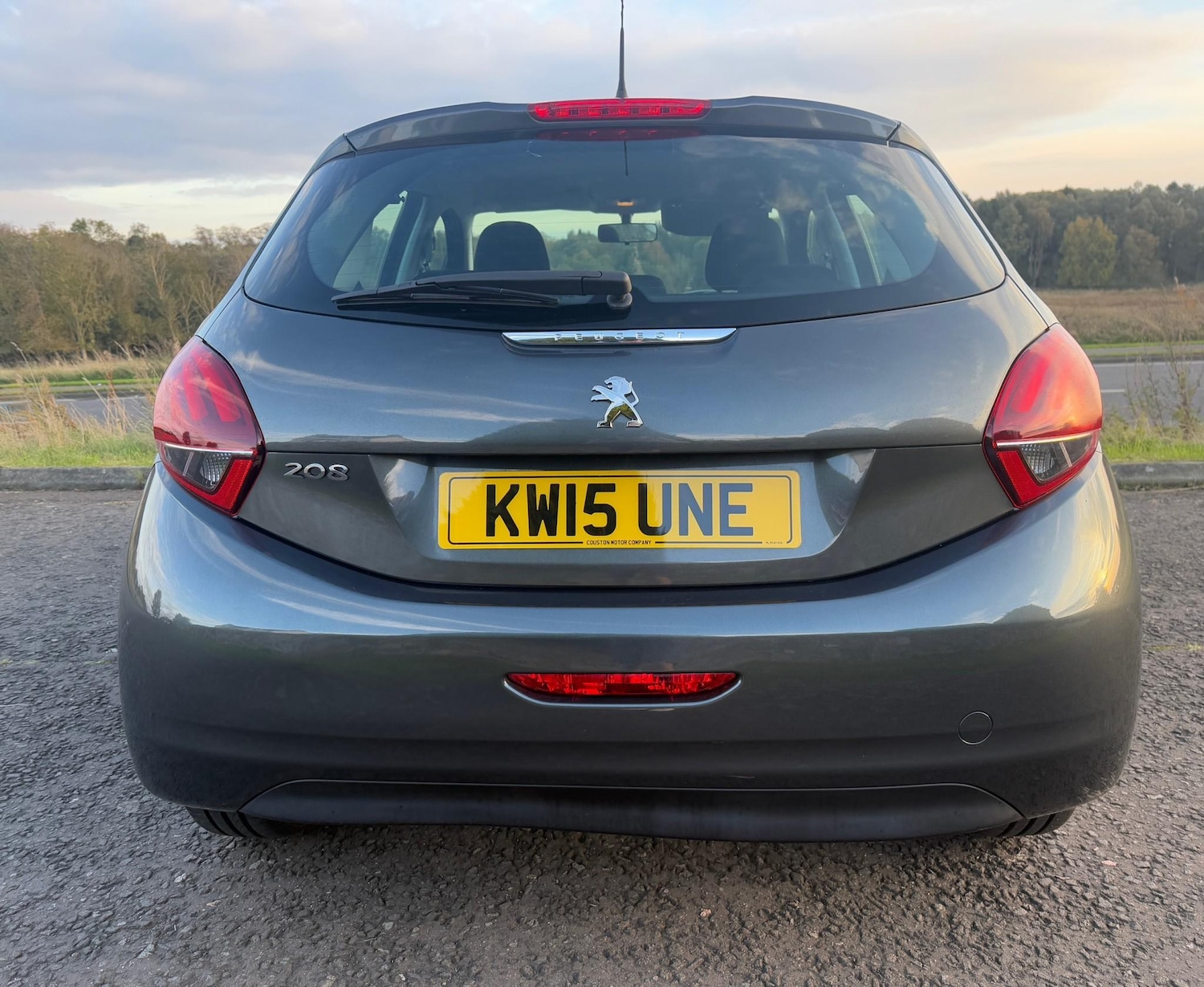 Used Peugeot 208 2015 for sale - 76180049: Photo 6