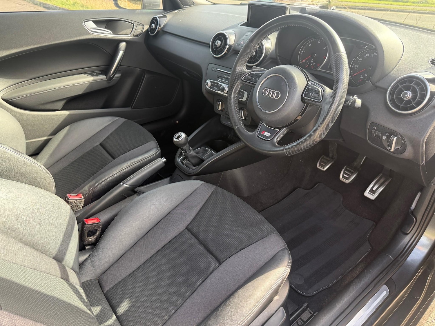 Used Audi A1 2016 for sale - 77665930: Photo 13