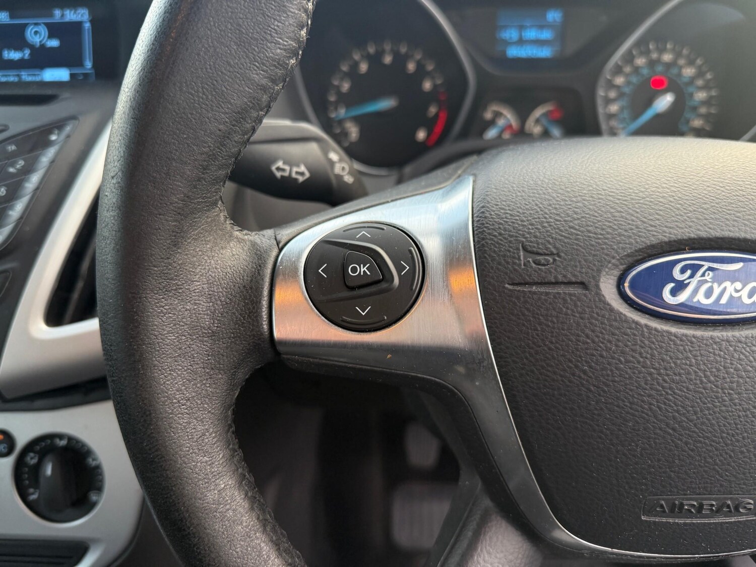 Used Ford Focus 2013 for sale - 77692084: Photo 19