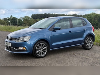 Used Volkswagen Polo 2015 for sale - 78886400: Photo