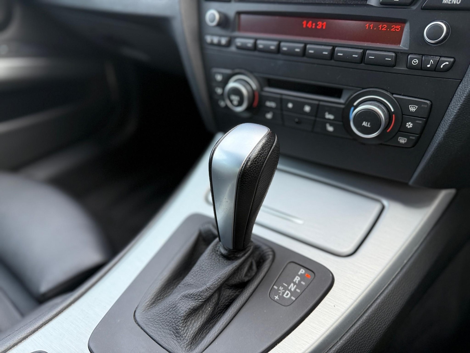 Used BMW 3 Series 2011 for sale - 76895959: Photo 18