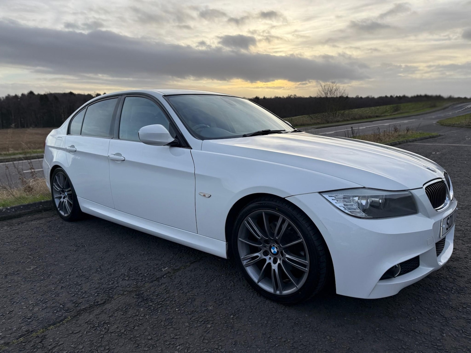 Used BMW 3 Series 2011 for sale - 76895959: Photo 2