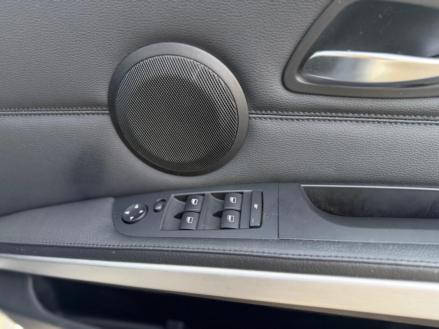 Used BMW 3 Series 2011 for sale - 76895959: Photo 25