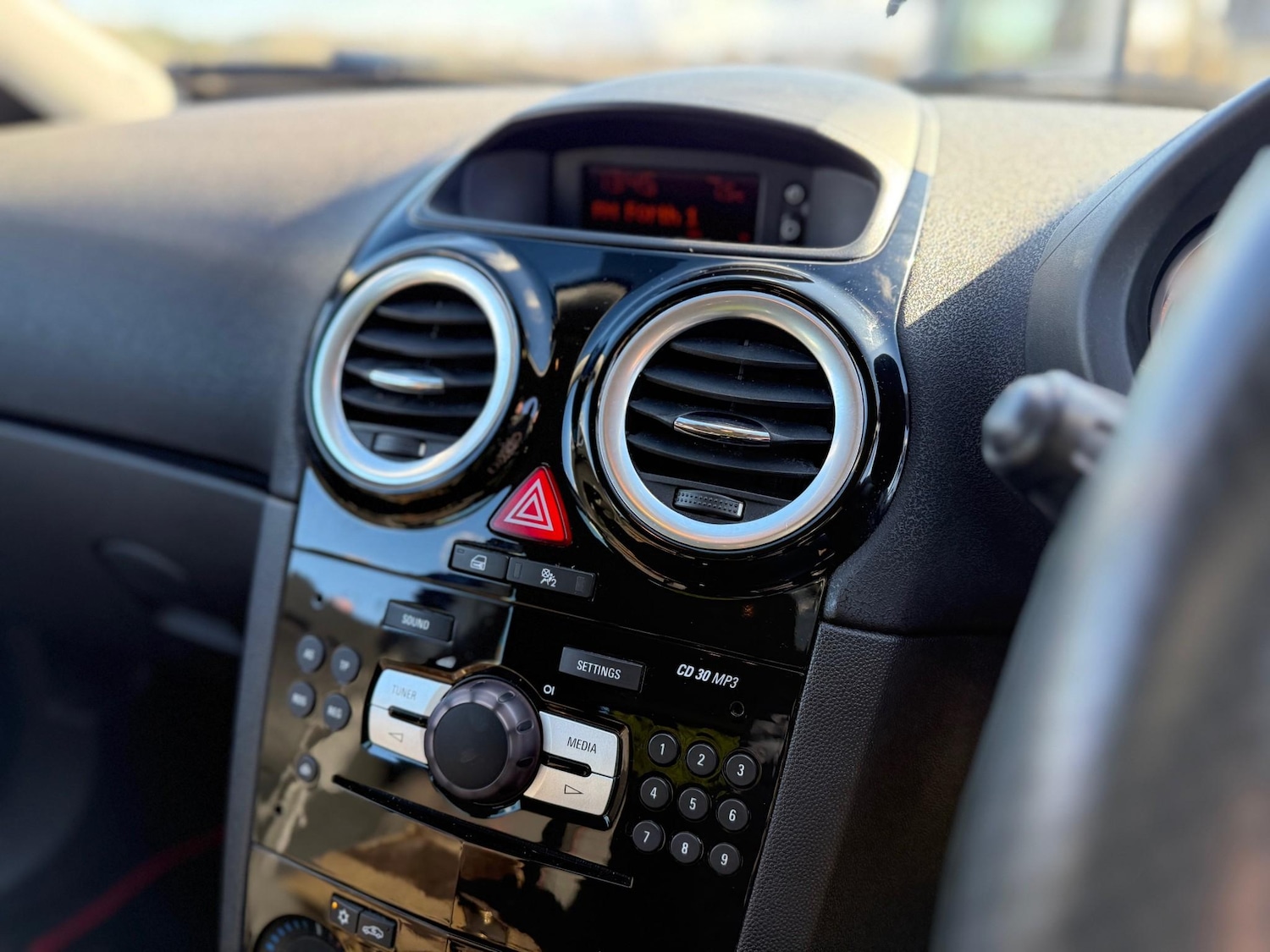 Used Vauxhall Corsa 2013 for sale - 77779352: Photo 20