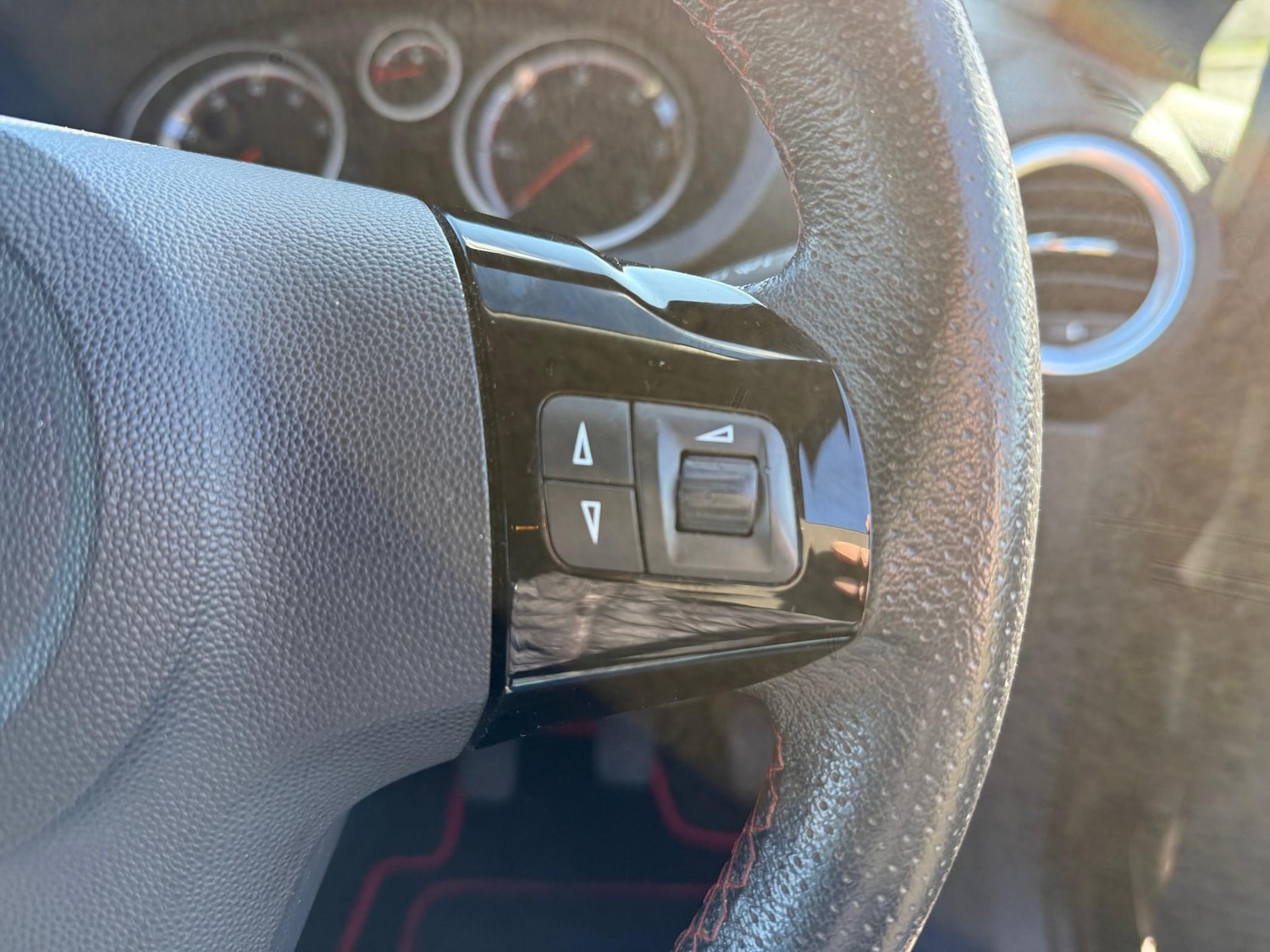 Used Vauxhall Corsa 2013 for sale - 77779352: Photo 26