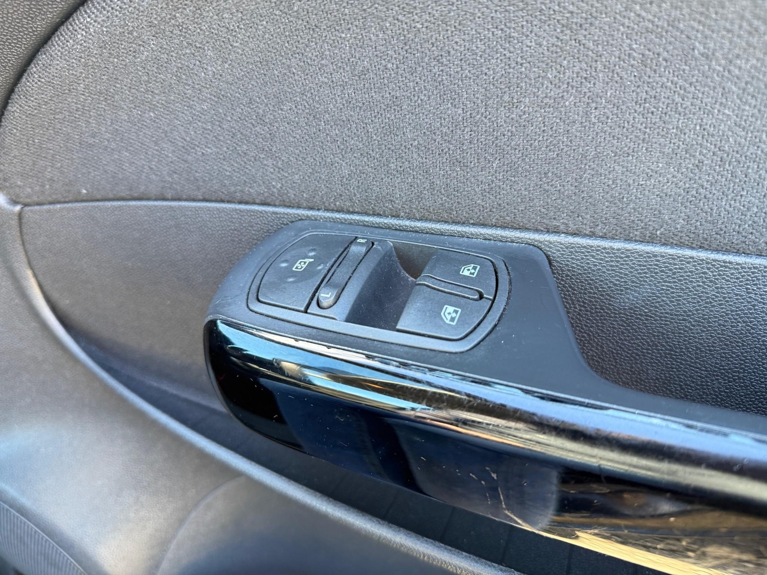 Used Vauxhall Corsa 2013 for sale - 77779352: Photo 27