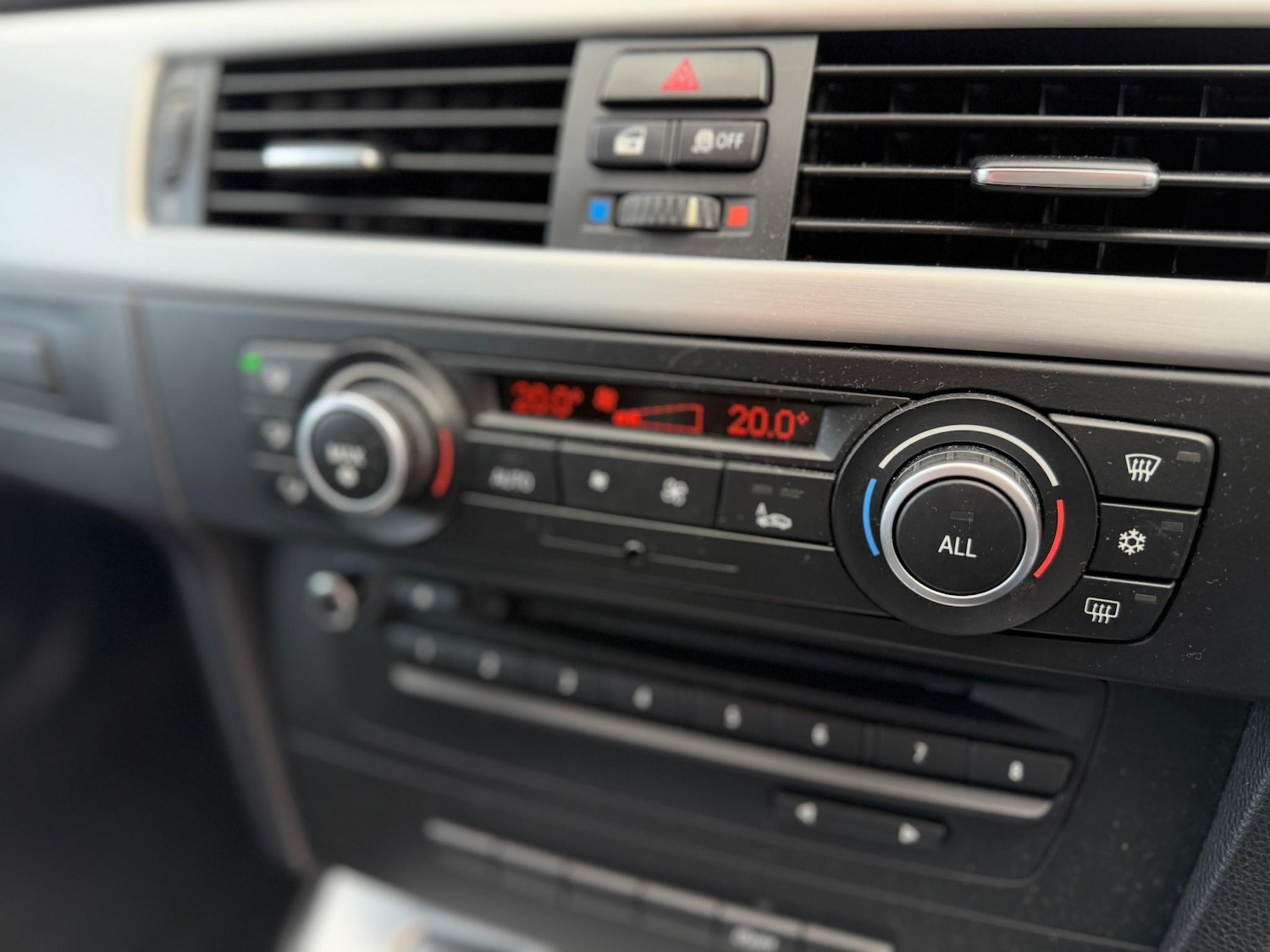 Used BMW 3 Series 2012 for sale - 76350305: Photo 27