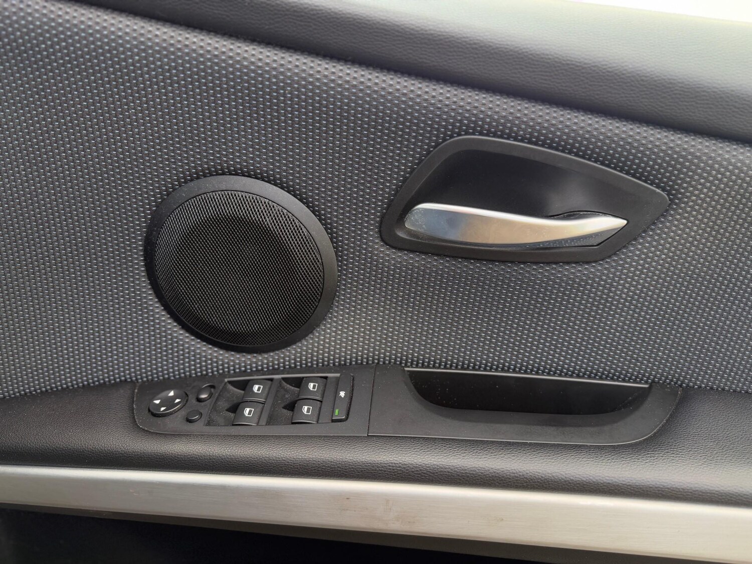 Used BMW 3 Series 2012 for sale - 76350305: Photo 30