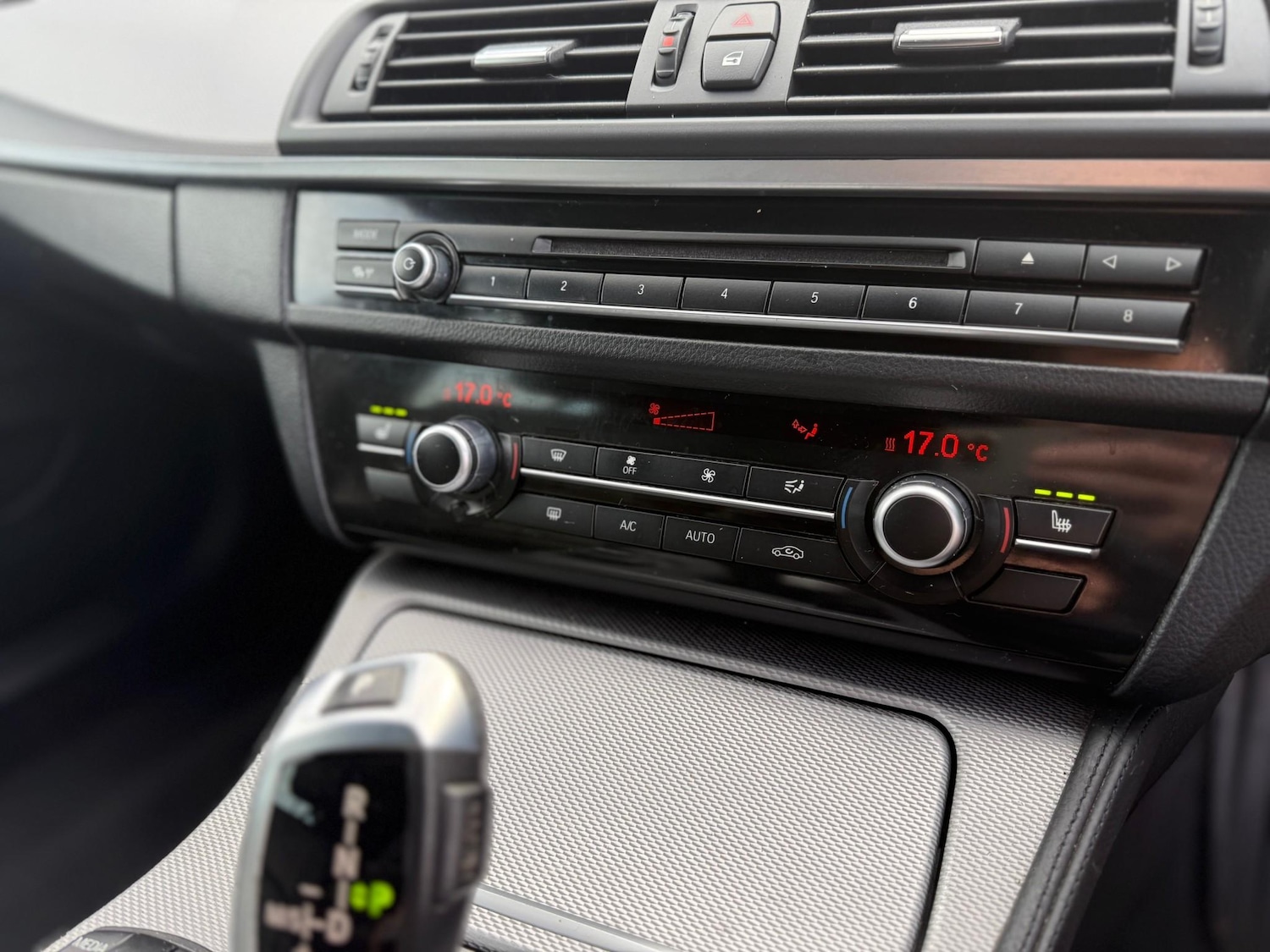 Used BMW 5 Series 2014 for sale - 76290789: Photo 21