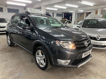Used Dacia Sandero Stepway 2016 for sale - 75491365: Photo