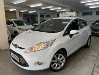 2010 (10) - 1.4 Zetec 5dr Auto
