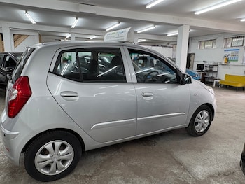 Used Hyundai i10 2013 for sale - 75543586: Photo