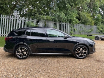 Used Ford Focus 2025 for sale - 78862957: Photo