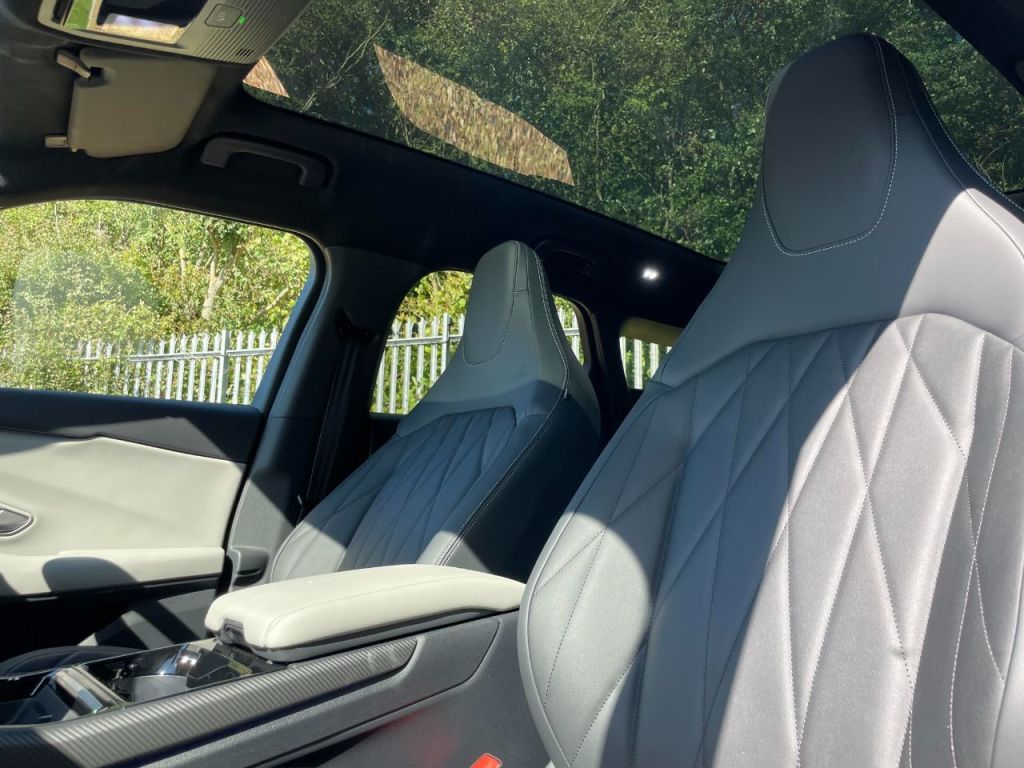 Used Ford Explorer 2024 for sale - 76576777: Photo 21