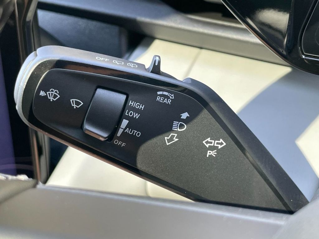 Used Ford Explorer 2024 for sale - 76576777: Photo 39