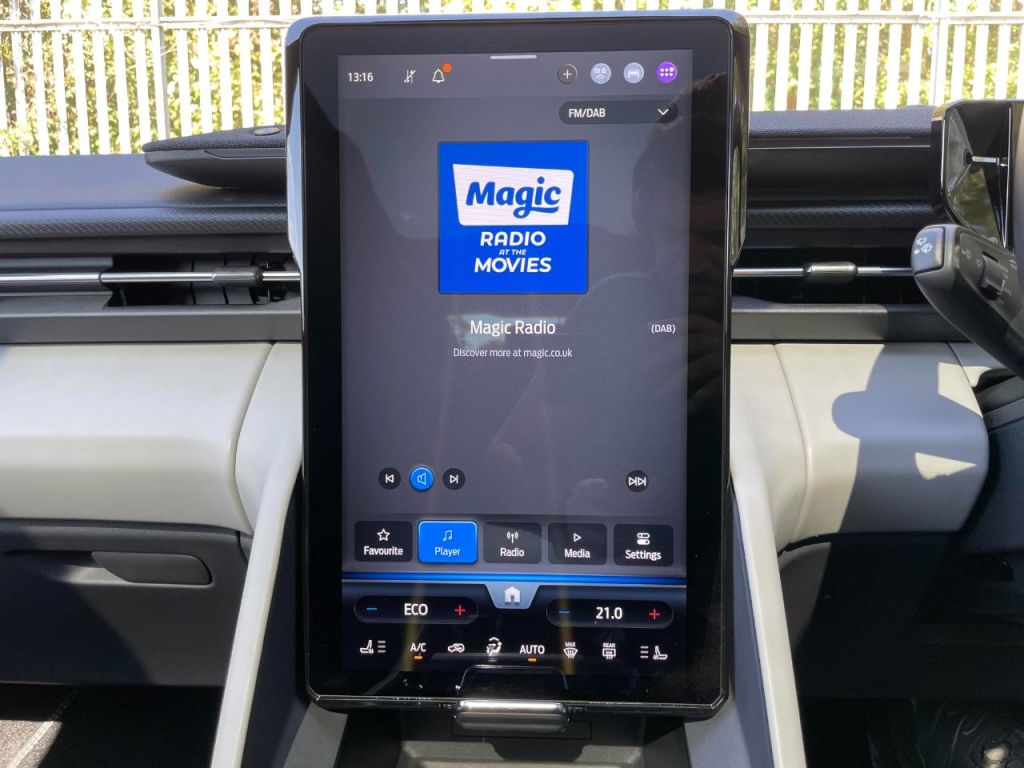 Used Ford Explorer 2024 for sale - 76576777: Photo 46