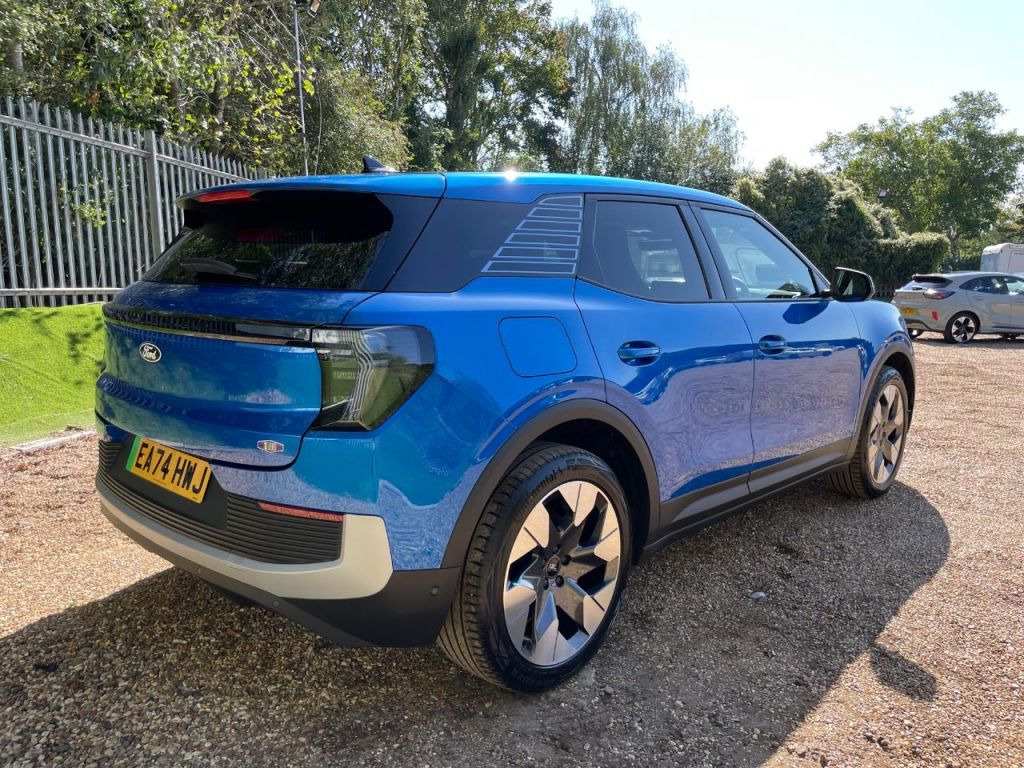 Used Ford Explorer 2024 for sale - 76576777: Photo 5