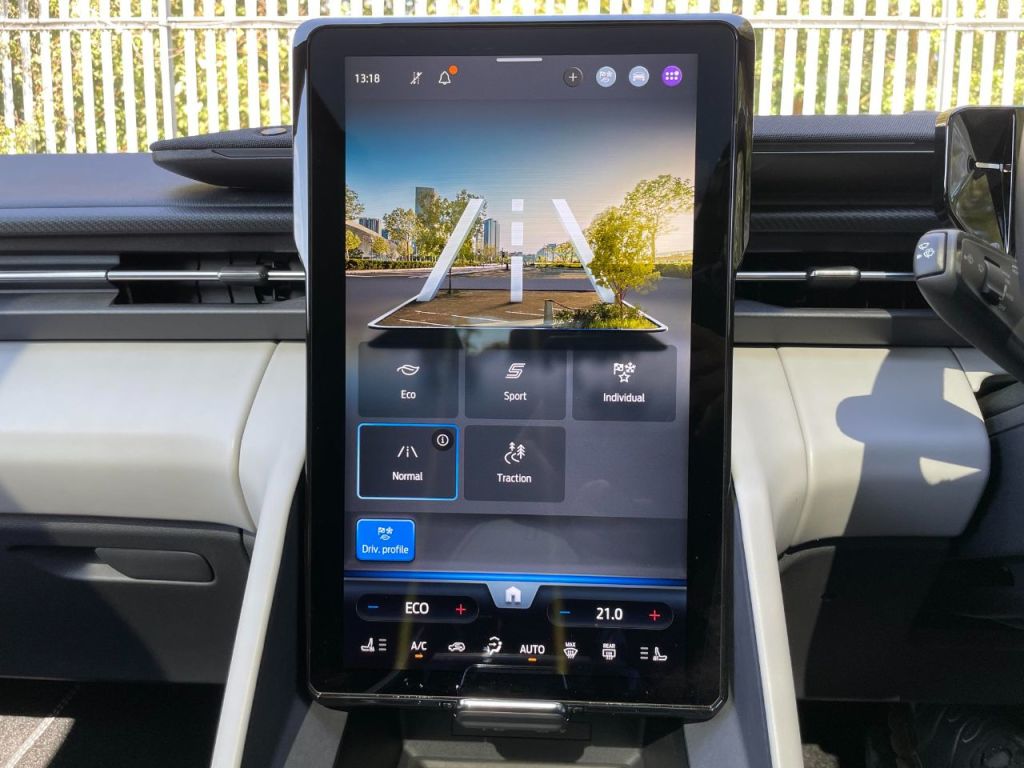 Used Ford Explorer 2024 for sale - 76576777: Photo 55