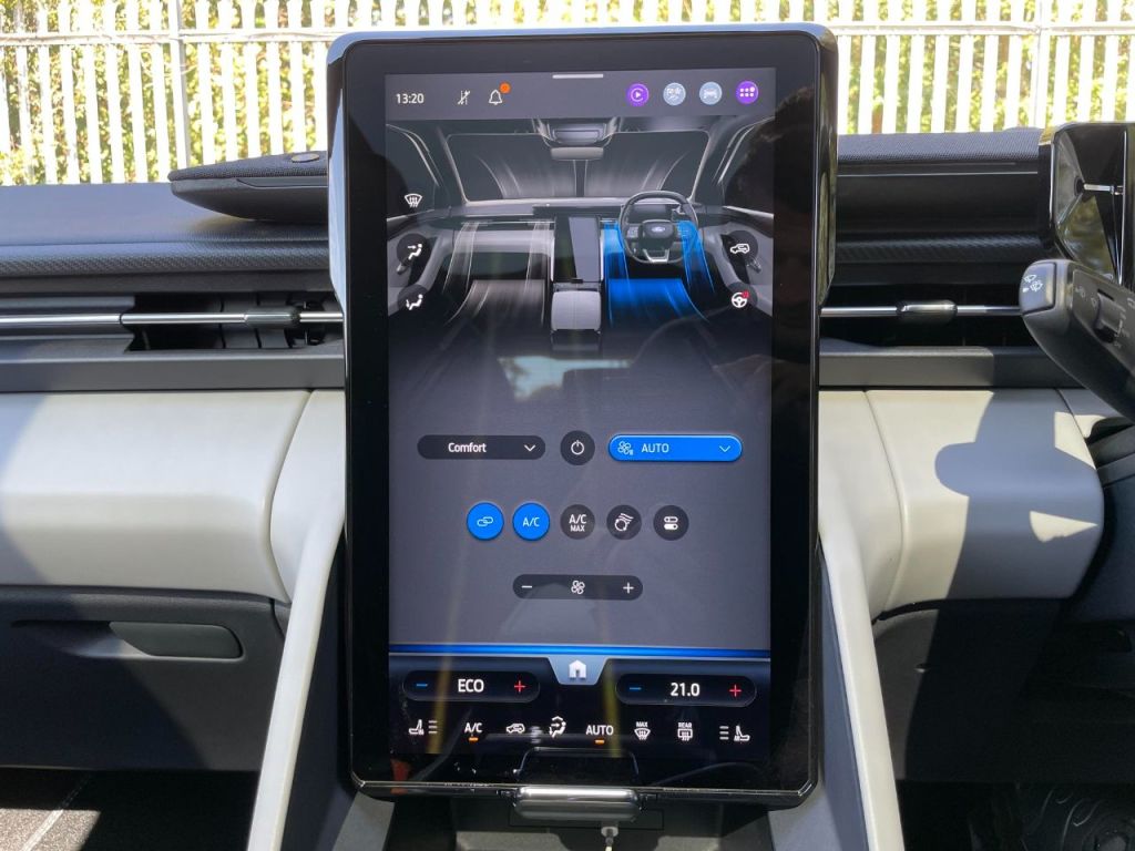 Used Ford Explorer 2024 for sale - 76576777: Photo 61