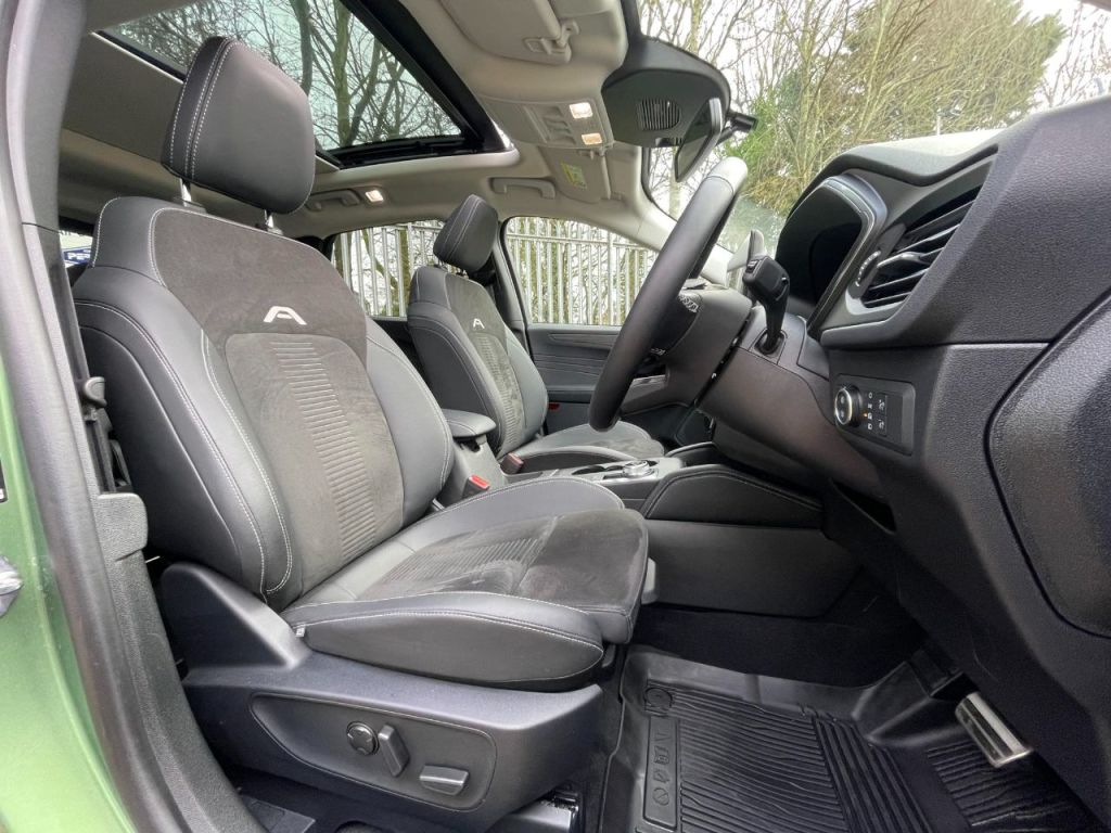 Used Ford Kuga 2024 for sale - 77493874: Photo 35