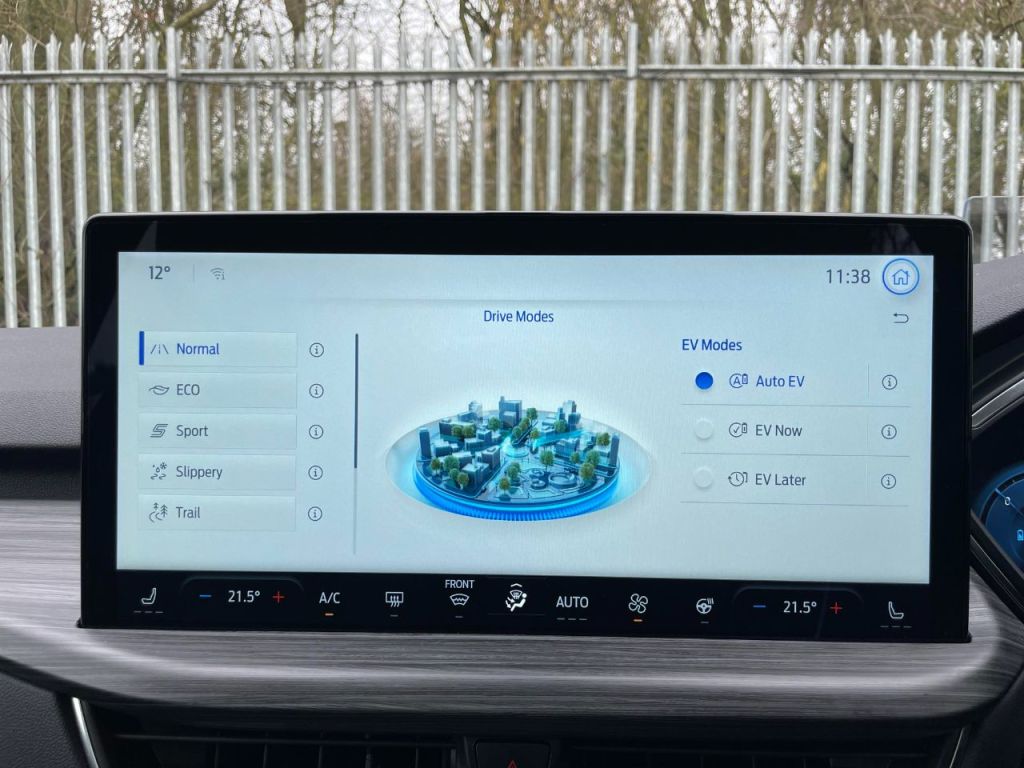 Used Ford Kuga 2024 for sale - 77493874: Photo 65