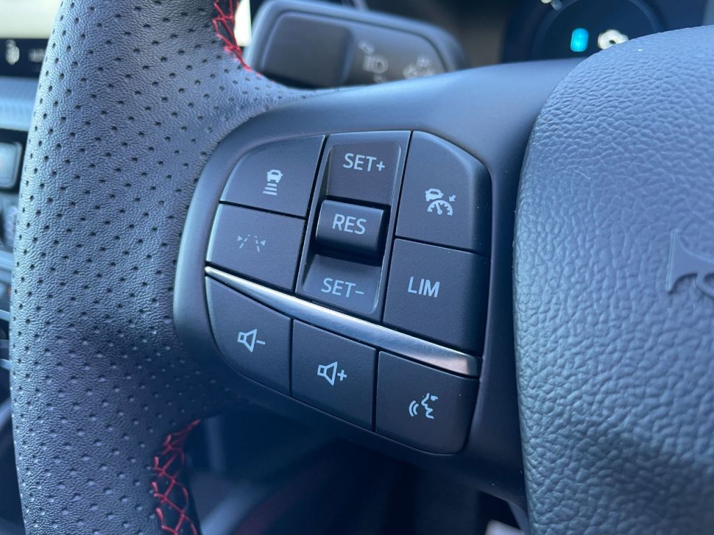 Used Ford Kuga 2025 for sale - 78015863: Photo 50