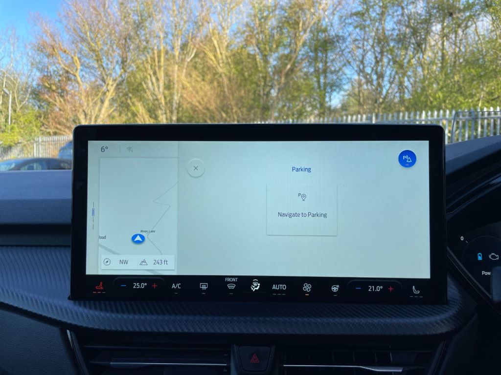 Used Ford Kuga 2025 for sale - 78015863: Photo 79