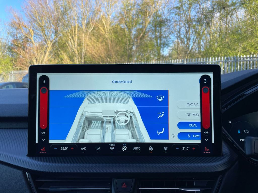 Used Ford Kuga 2025 for sale - 78015863: Photo 81