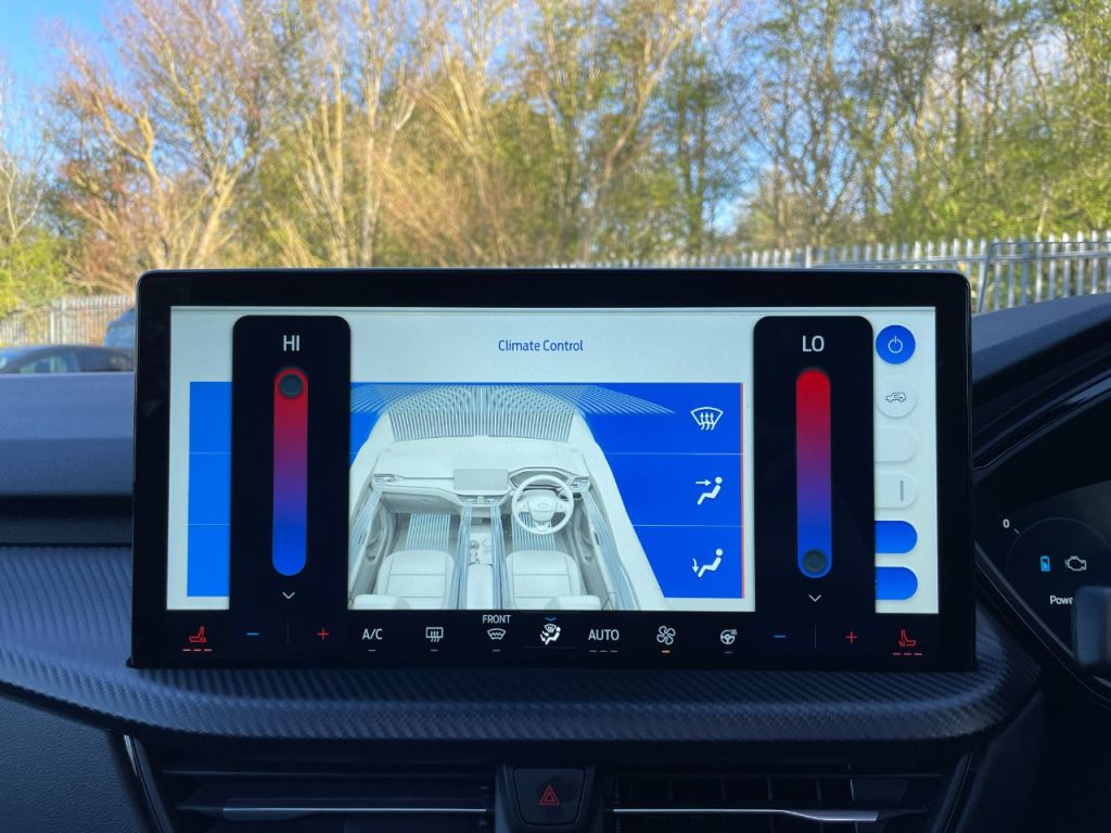 Used Ford Kuga 2025 for sale - 78015863: Photo 82