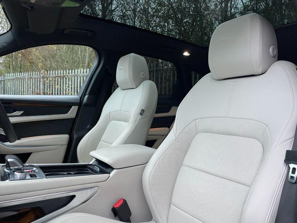 Used Jaguar F-Pace 2022 for sale - 76649986: Photo 28