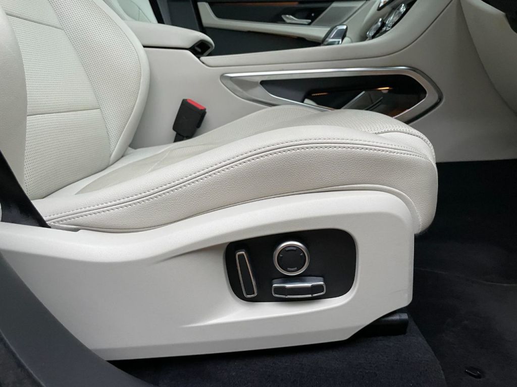 Used Jaguar F-Pace 2022 for sale - 76649986: Photo 32