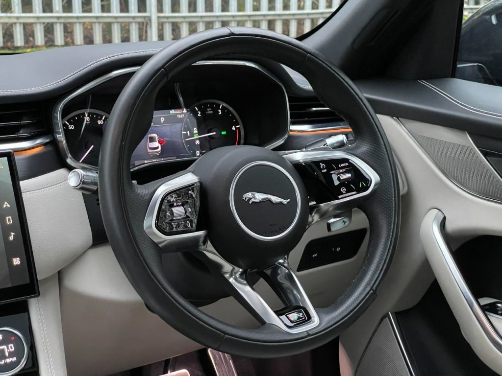 Used Jaguar F-Pace 2022 for sale - 76649986: Photo 39