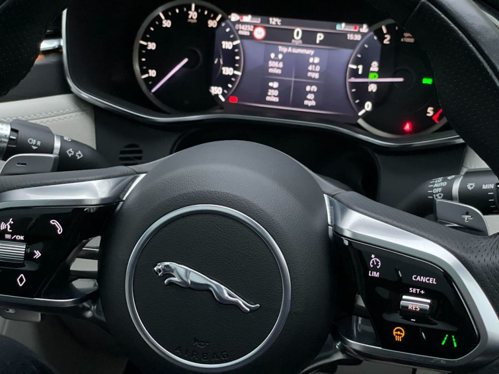 Used Jaguar F-Pace 2022 for sale - 76649986: Photo 46