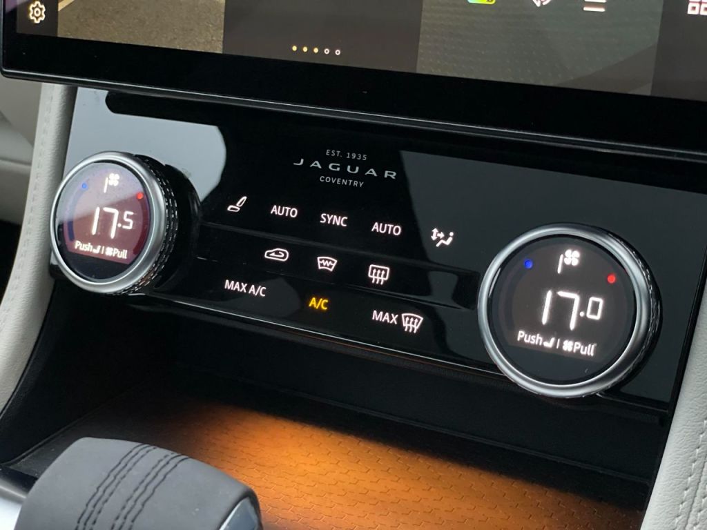 Used Jaguar F-Pace 2022 for sale - 76649986: Photo 48