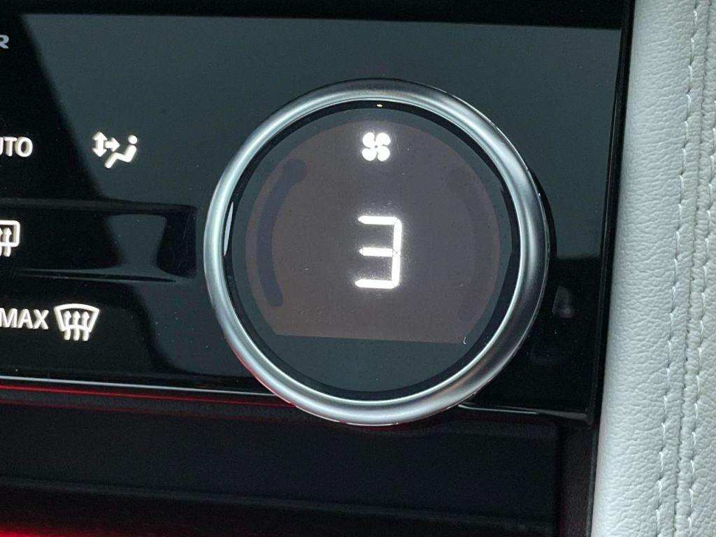 Used Jaguar F-Pace 2022 for sale - 76649986: Photo 62