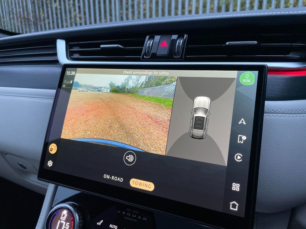 Used Jaguar F-Pace 2022 for sale - 76649986: Photo 65