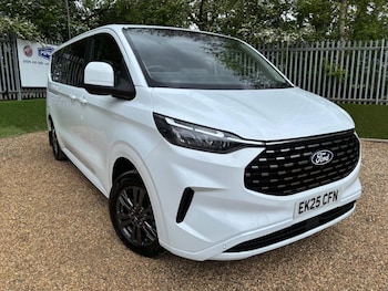 Used Ford Tourneo Custom 2025 for sale - 78314764: Photo